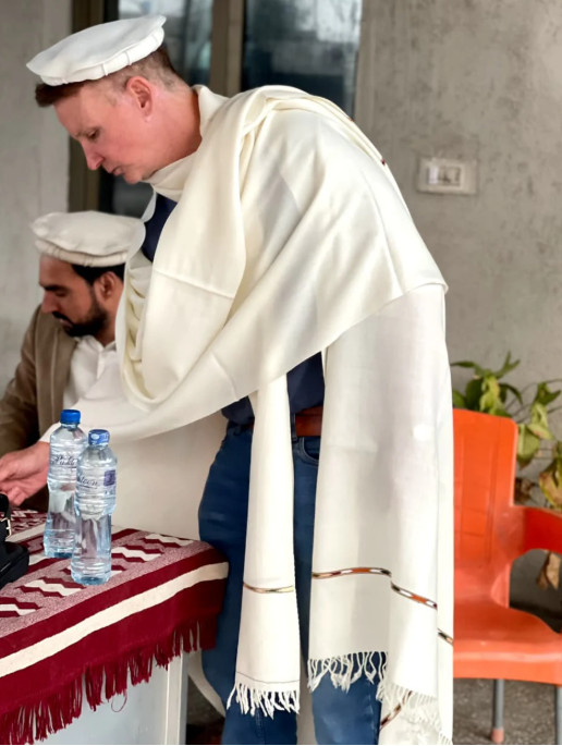 safa special off white